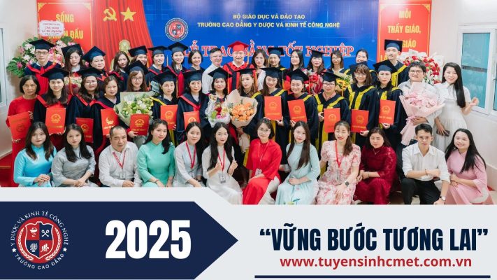 Trang tuyển sinh trường Cao đẳng y dược và kinh tế công nghệ cmet look book 2025 01